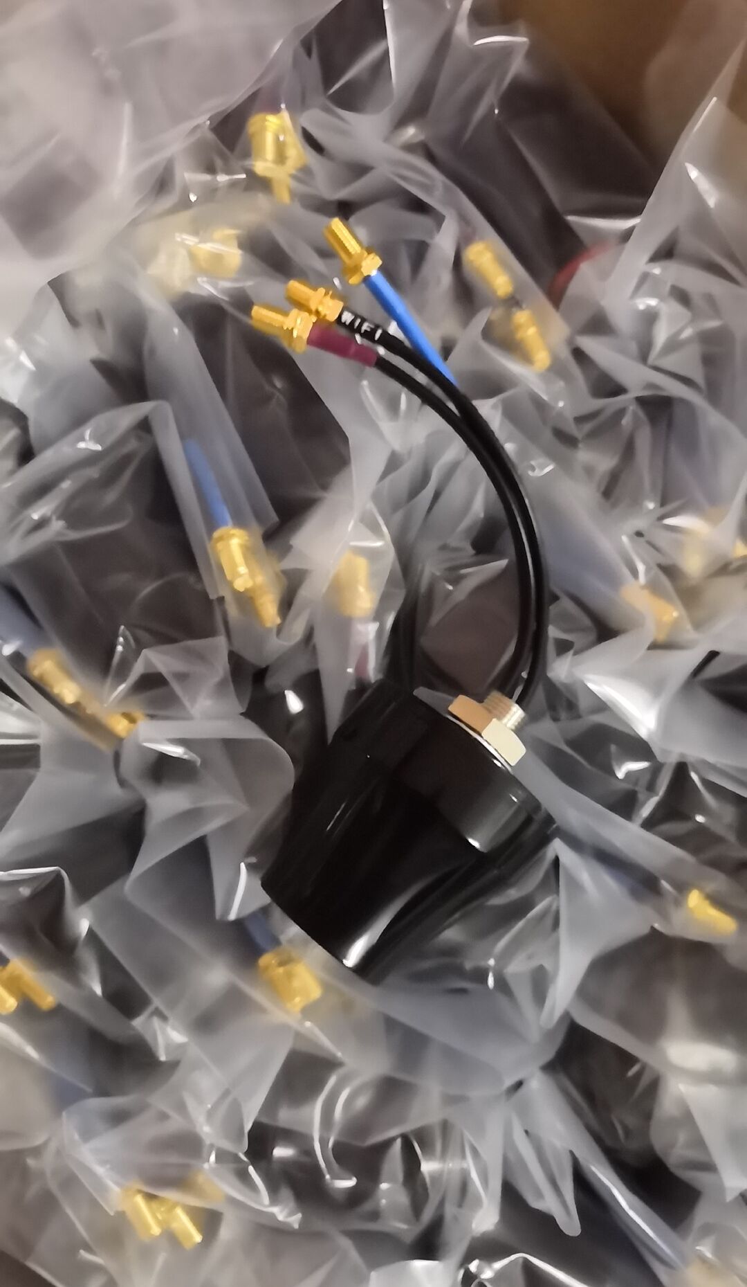WH-3G-2.4-GPS-D2 whwireless 3G WIFI GPS antenna