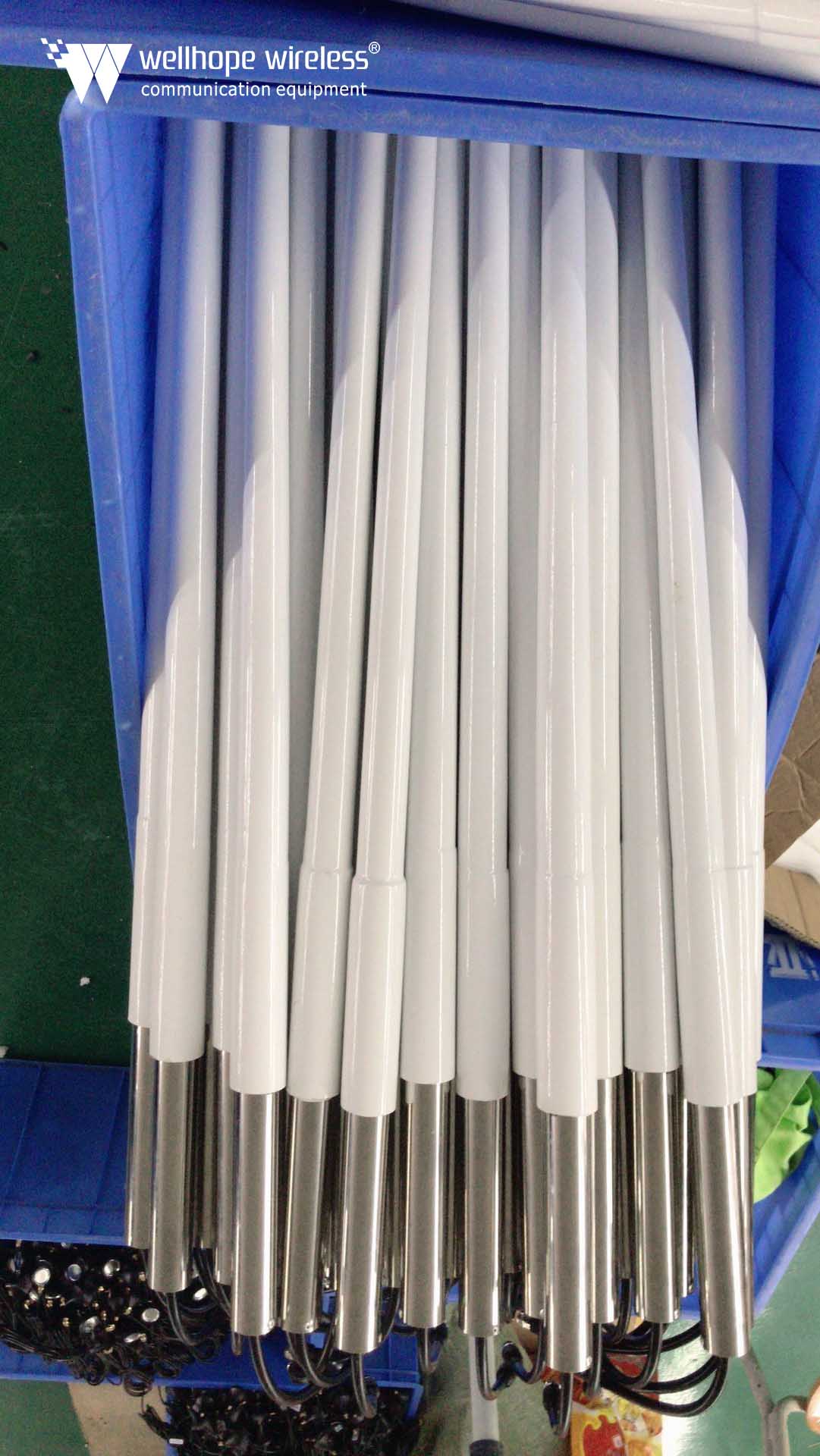 450-470MHz UHF fiberglass antenna 