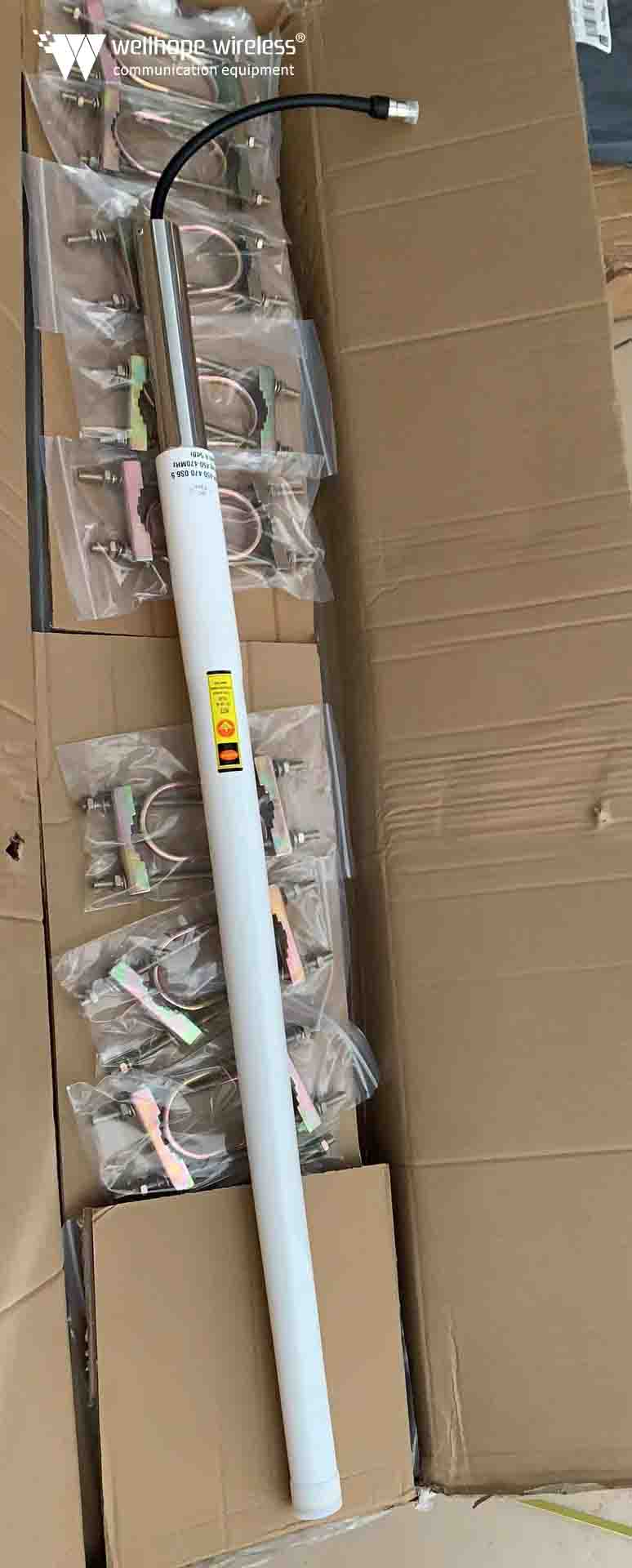 WH-450-470-0S6.5 UHF fiberglass antenna