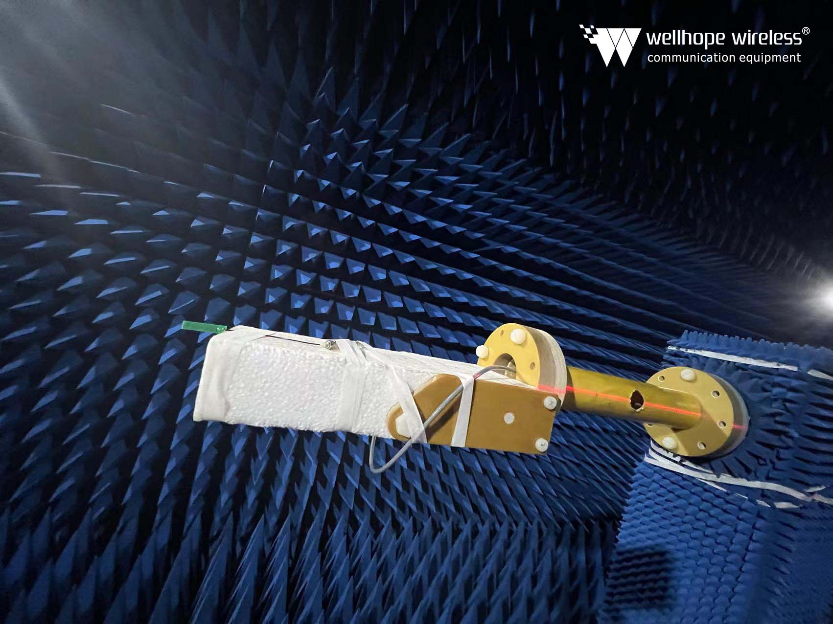 2024-7-3 PCB 450MHz antennitesti kaiuttomassa kammiossa